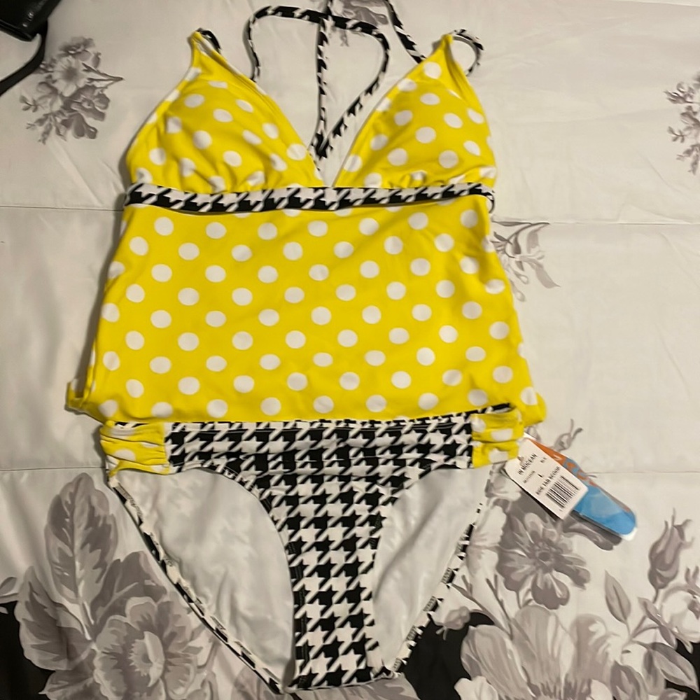 Houndstooth and yellow polka dots tankini (large)